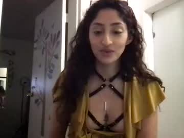 girl Latina Sex Cam with amongmilky97