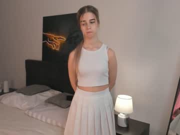 girl
        lizbethhemmings cam image #166355