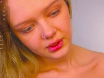 girl
        ifiwasyourgf cam image #195675