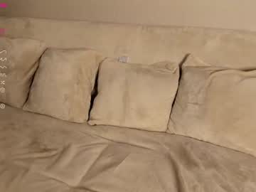 girl
        plushiebitch cam image #117520