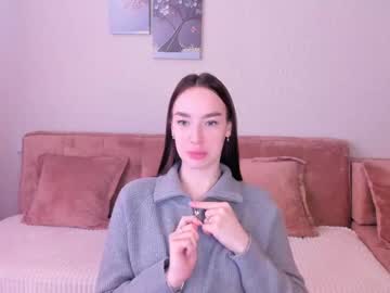 girl
        arianariari cam image #238142
