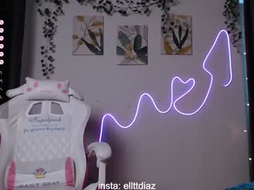 girl
        elliediaz cam image #189445