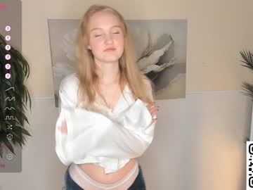 girl
        _megryan_ cam image #157389