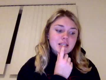girl
        cassidyyqueen cam image #82309