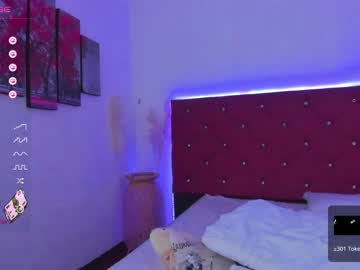 girl
        chloe_argelnt_06 cam image #125829