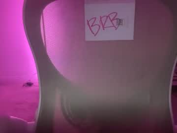 girl
        fangirlxo cam image #150745