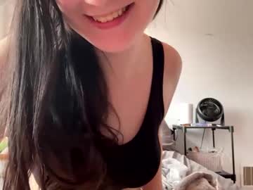 girl Latina Sex Cam with redlavaababy