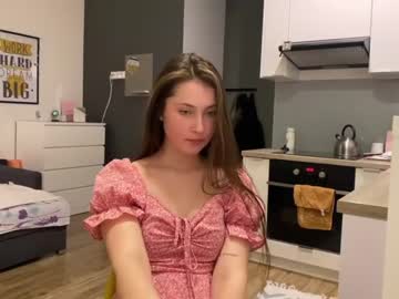 girl
        needfor8 cam image #53466