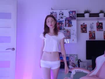 girl
        lower_angel cam image #212423