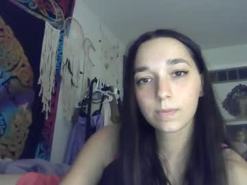 girl
        prettypinkpoet cam image #189783