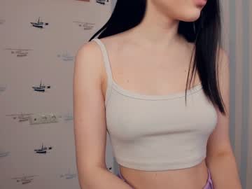 girl
        fannyhaviland cam image #152823