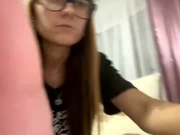 couple
        viktoria9898 cam image #7906