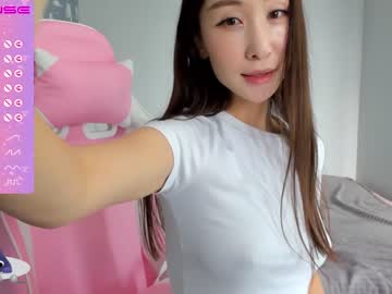 girl
        keizzzy cam image #8055