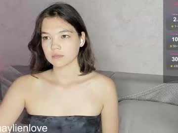 girl
        yourmaylien cam image #187835