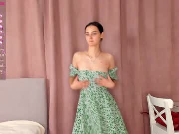 girl
        lilliannaduncan cam image #115728