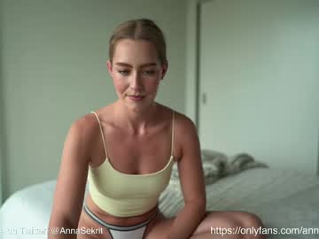 girl
        annasekrit cam image #102684
