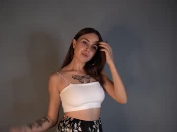 girl
        katetoday cam image #116136