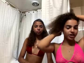 couple Latina Sex Cam with dreamslifeofficial
