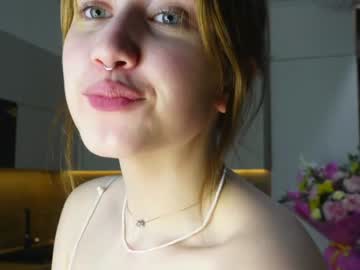 girl
        eva_cuty cam image #167797