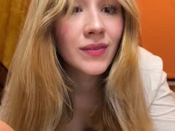 girl
        juicy_rich_ cam image #75480