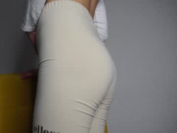 girl
        arielday cam image #135058