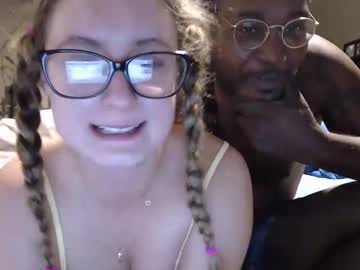 couple
        violetxdaddy cam image #203557