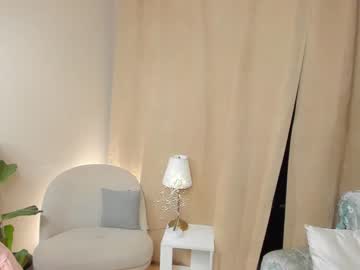 girl
        dufni_duff cam image #145289